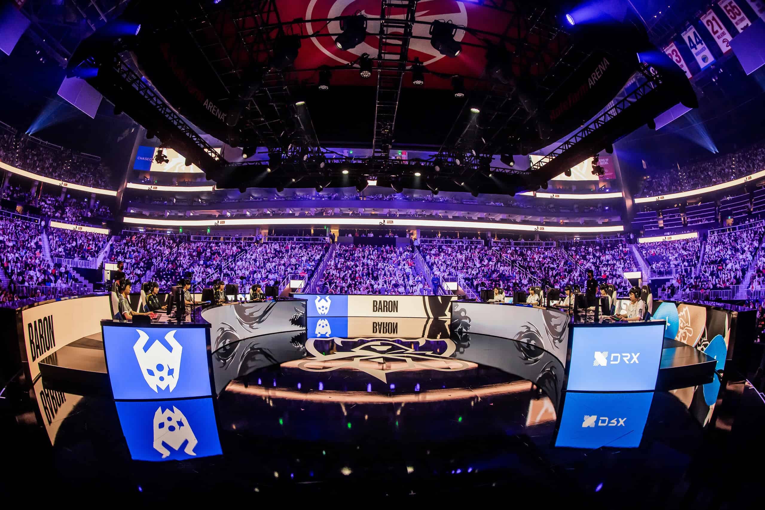 League of Legends: Your Ultimate 2026 eSports Hub for LoL and Valorant - esports illustration