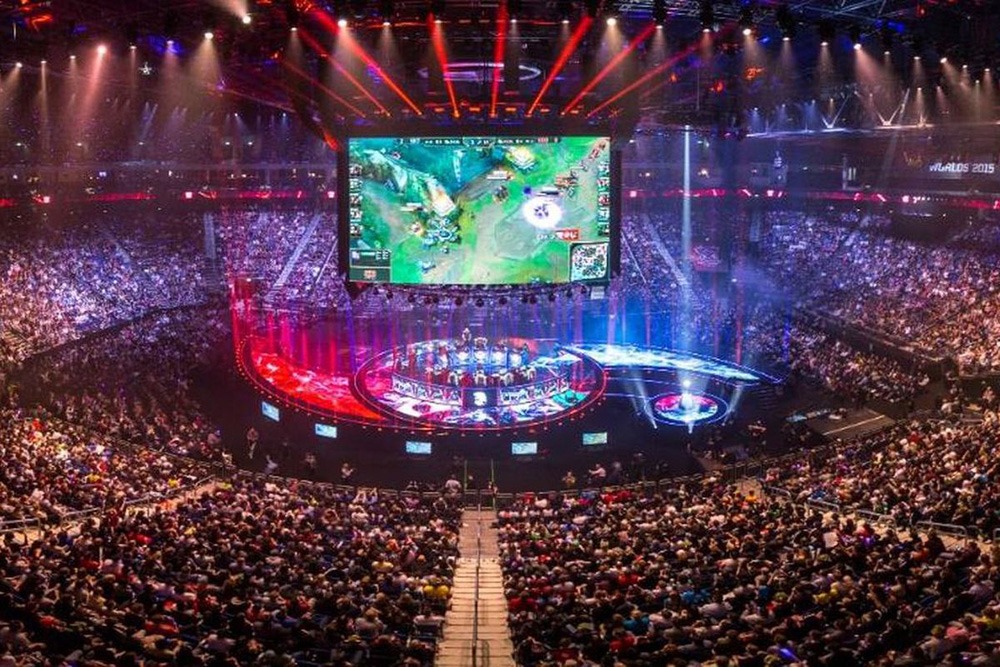 League of Legends in 2026: Your Ultimate Guide to LoL Esports and Valorant Tournaments - esports illustration